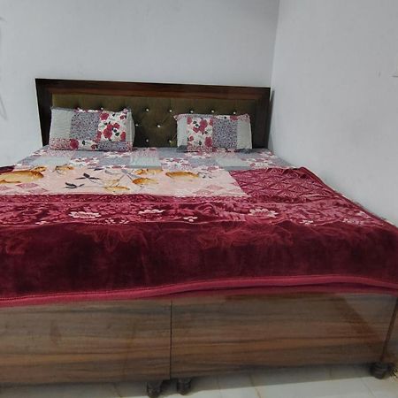 Shri Haridas Kripa Dham Ashram Vrindāvan المظهر الخارجي الصورة